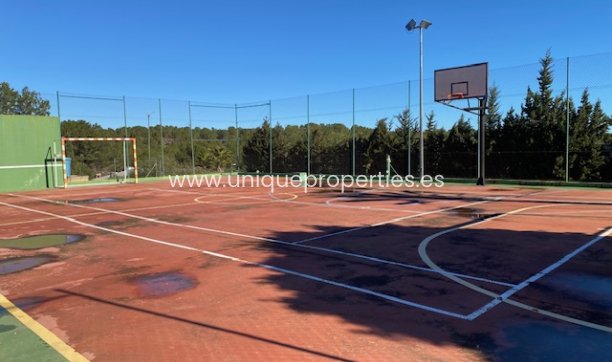 Resale - House -
Murcia