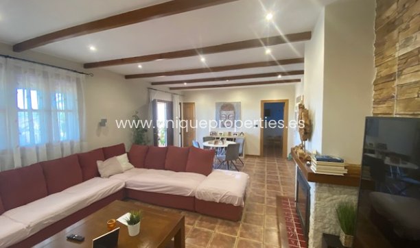 Resale - House -
Murcia