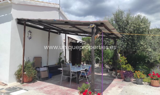 Reventa - Villa -
Somontin