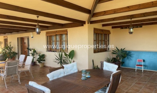 Resale - House -
Murcia