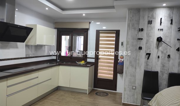 Reventa - Village House -
Somontin
