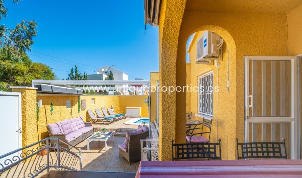 Resale - House -
San Fulgencio - urb.la marina