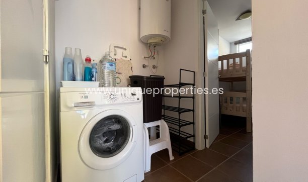 Resale - House -
San Fulgencio - urb.la marina