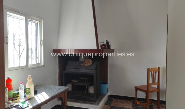 Resale - Village House -
Almanzora