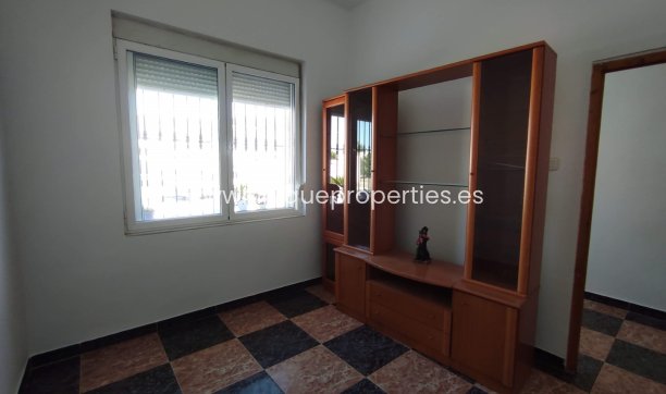 Resale - Village House -
Almanzora