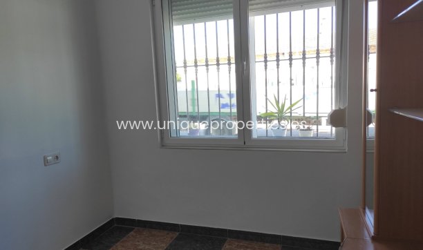Resale - Village House -
Almanzora