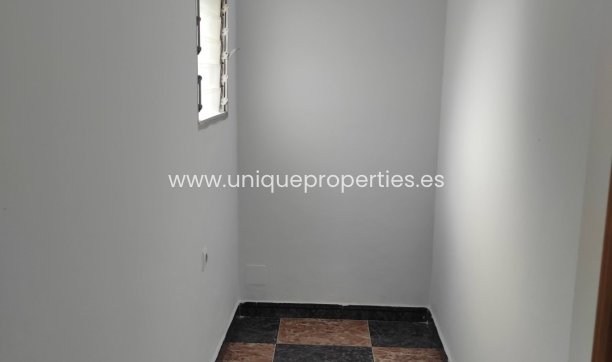 Resale - Village House -
Almanzora