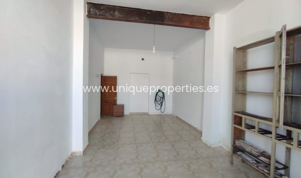 Resale - Village House -
Almanzora