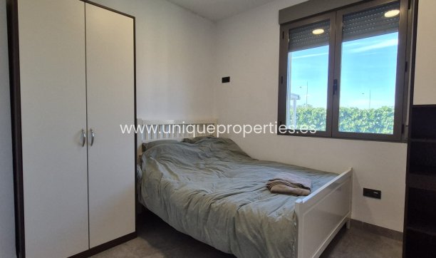 Resale - Villa -
Lorca