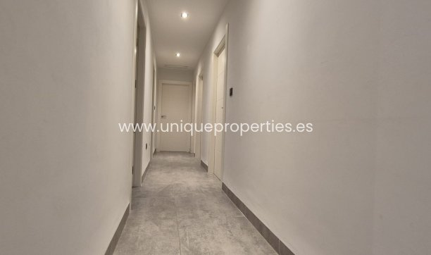 Resale - Villa -
Lorca