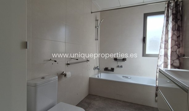 Resale - Villa -
Lorca