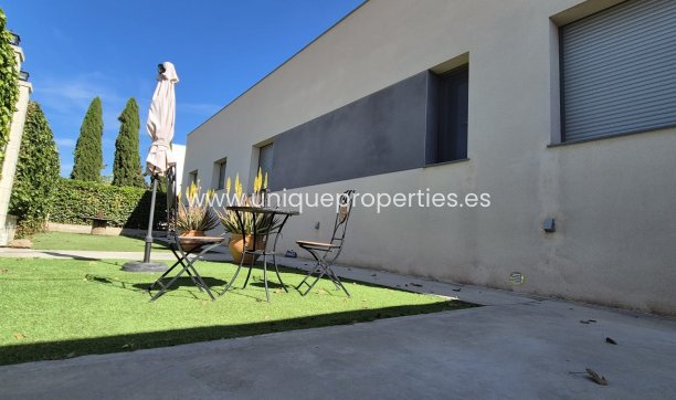 Resale - Villa -
Lorca