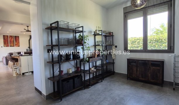 Resale - Villa -
Lorca