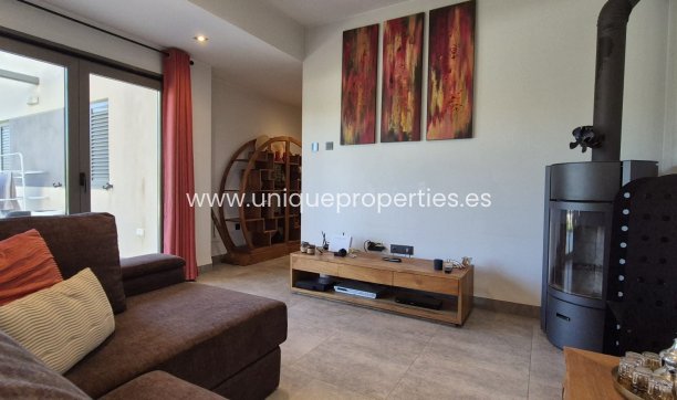 Resale - Villa -
Lorca