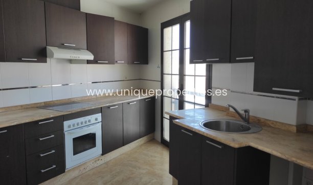 Revente - Apartment -
Olula del Rio