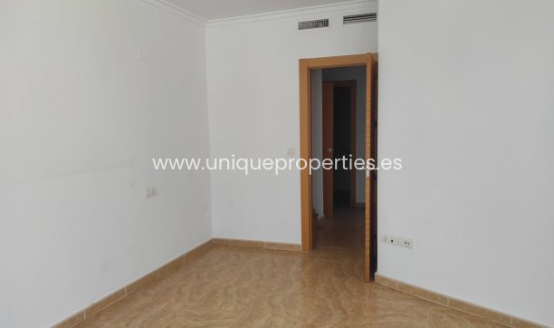 Revente - Apartment -
Olula del Rio