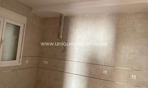 Reventa - Cave House -
Pozo Alcon