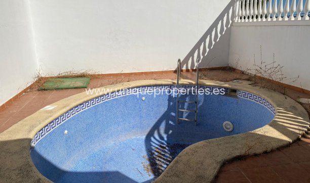 Reventa - Cave House -
Pozo Alcon