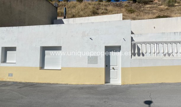 Reventa - Cave House -
Pozo Alcon