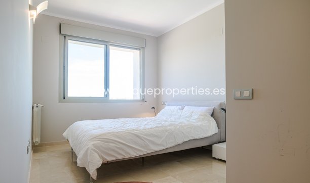 Resale - Villa -
San Miguel de Salinas - Las Colinas Golf