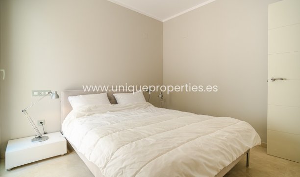 Resale - Villa -
San Miguel de Salinas - Las Colinas Golf