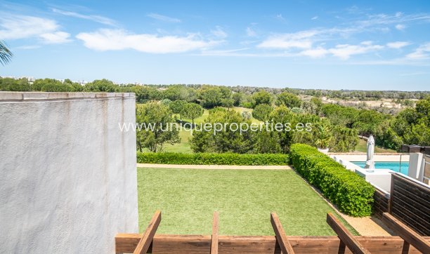 Resale - Villa -
San Miguel de Salinas - Las Colinas Golf
