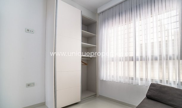 Resale - Apartment -
TORRE DE LA HORADADA - TORRE DE LA HORARADA