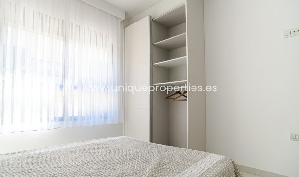 Resale - Apartment -
TORRE DE LA HORADADA - TORRE DE LA HORARADA