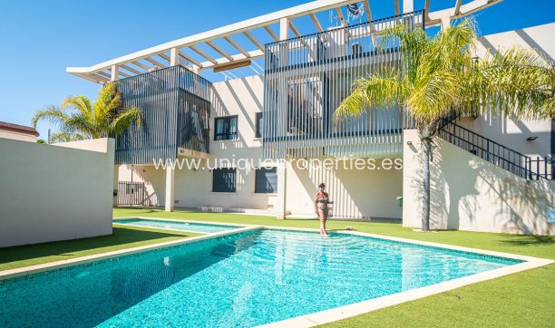 Resale - Apartment -
TORRE DE LA HORADADA - TORRE DE LA HORARADA