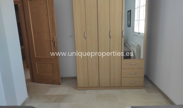 Revente - Village House -
Baza