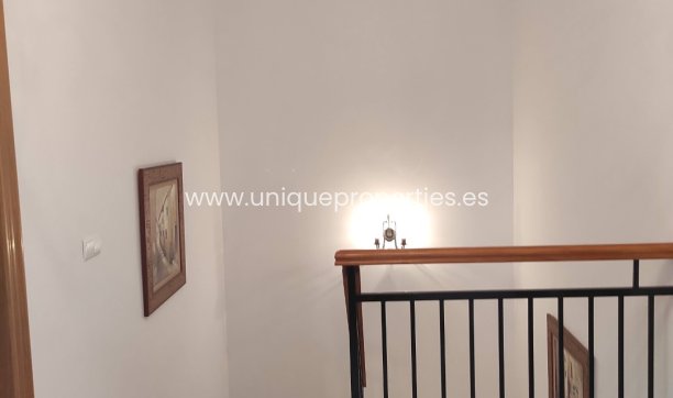 Revente - Village House -
Baza