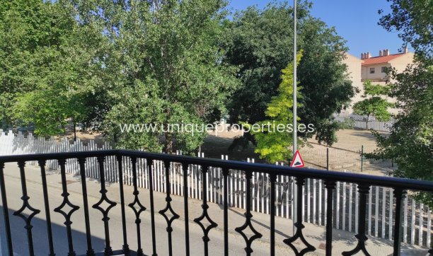 Revente - Village House -
Baza
