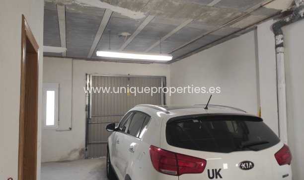 Revente - Village House -
Baza