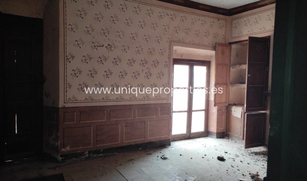 Reventa - Village House -
Caniles