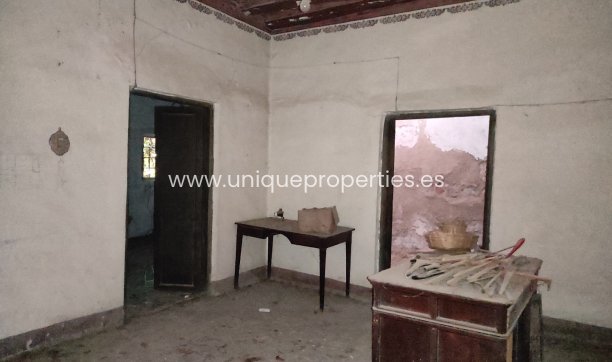 Reventa - Village House -
Caniles