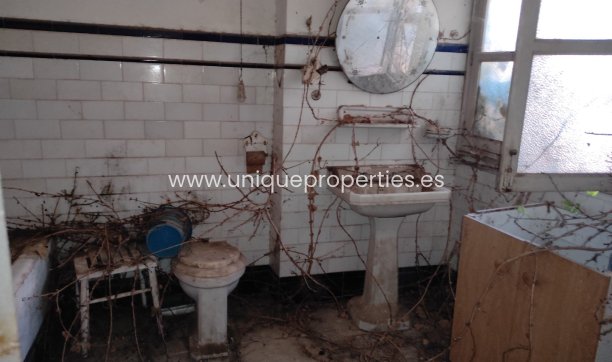 Reventa - Village House -
Caniles