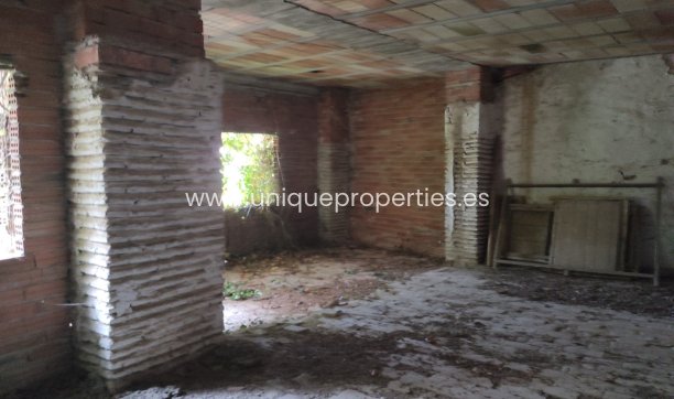 Reventa - Village House -
Caniles