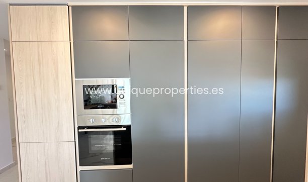 Herverkoop - Penthouse -
PLAYA FLAMENCA