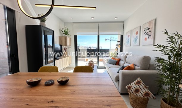 Herverkoop - Penthouse -
PLAYA FLAMENCA