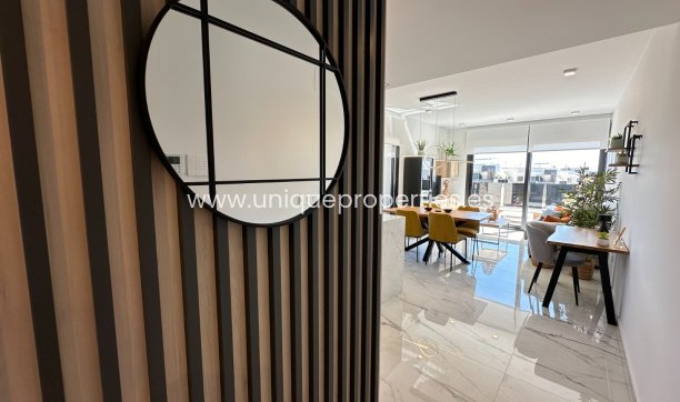 Herverkoop - Penthouse -
PLAYA FLAMENCA
