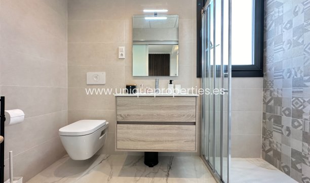 Herverkoop - Penthouse -
PLAYA FLAMENCA