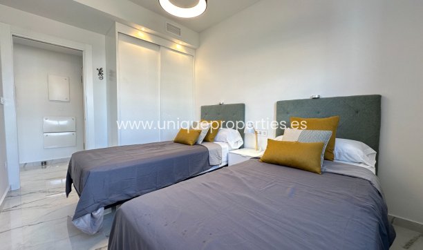 Herverkoop - Penthouse -
PLAYA FLAMENCA