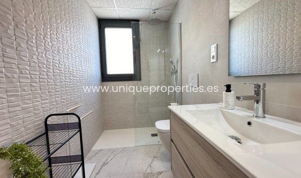 Herverkoop - Penthouse -
PLAYA FLAMENCA