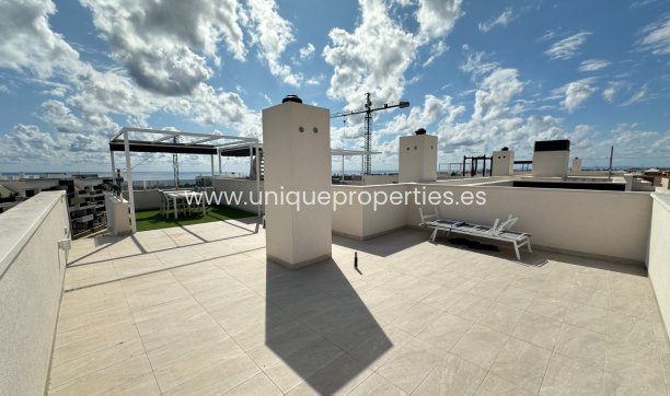 Herverkoop - Penthouse -
PLAYA FLAMENCA