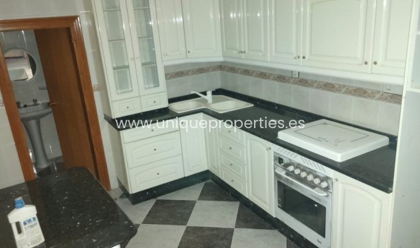 Revente - Village House -
Arboleas