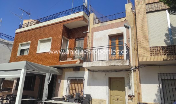 Revente - Village House -
Arboleas