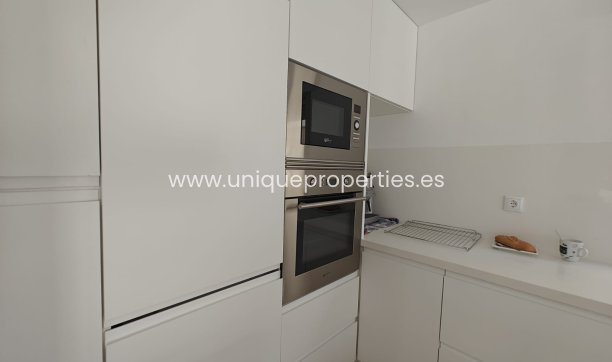 Herverkoop - House - Semi-Detached House -
Cox