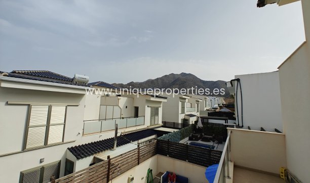 Herverkoop - House - Semi-Detached House -
Cox