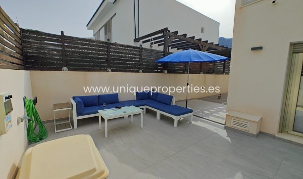 Herverkoop - House - Semi-Detached House -
Cox