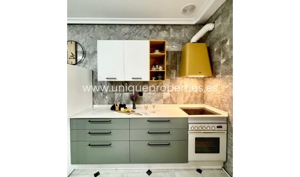 Resale - Village House -
Olula del Rio